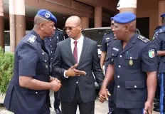 djibril-mama-cisse-avec-police