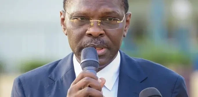 djogbénou-couleurs-assemblee