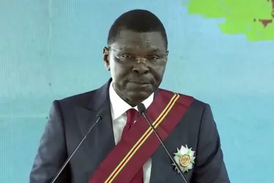 djogbenou-investiture-assemblee