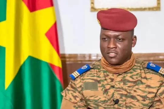 ibrahim-traore-drapeau