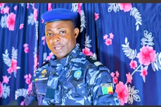 policier-delcoz-kindjanhounde