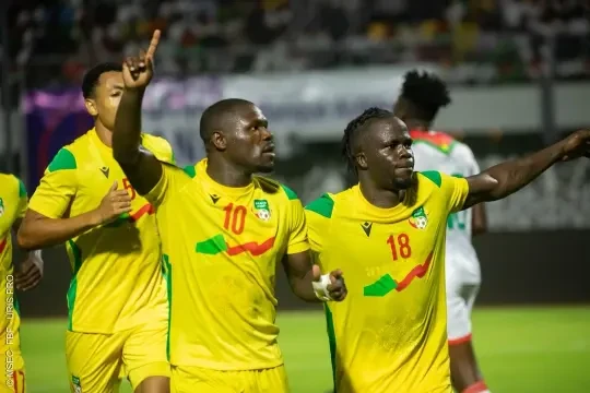tosin-ayegun-buteur